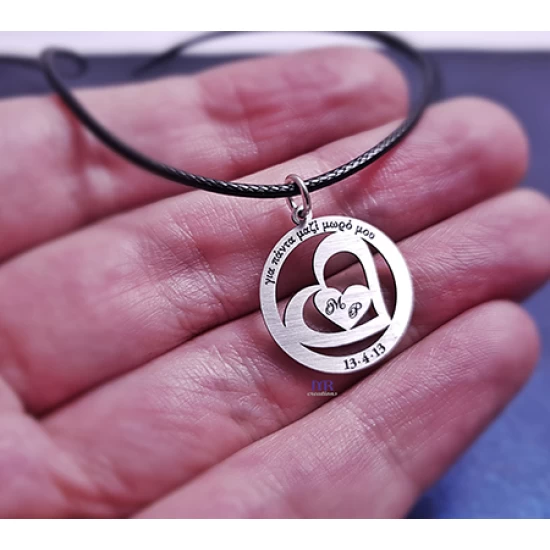 Silver pendant circle with hearts