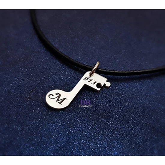Locket set for couples note that breaks in two with your own engraving.