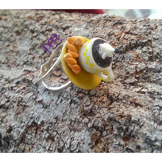 Handmade cinnamon cookie coffee cup ring