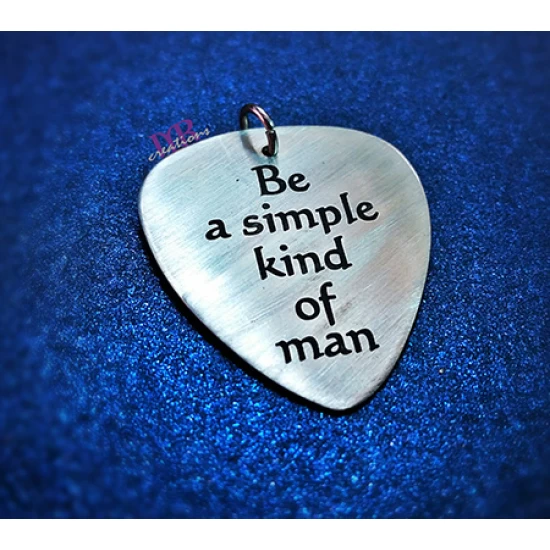 Μενταγιόν ασημένια πένα κιθάρας be a simple kind of man