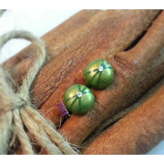 Handmade green-gold stud earrings.