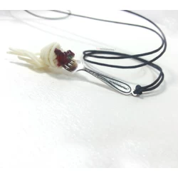 Pasta necklace on a fork!