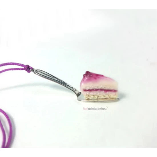 Necklace piece of cake on a serving spatula!