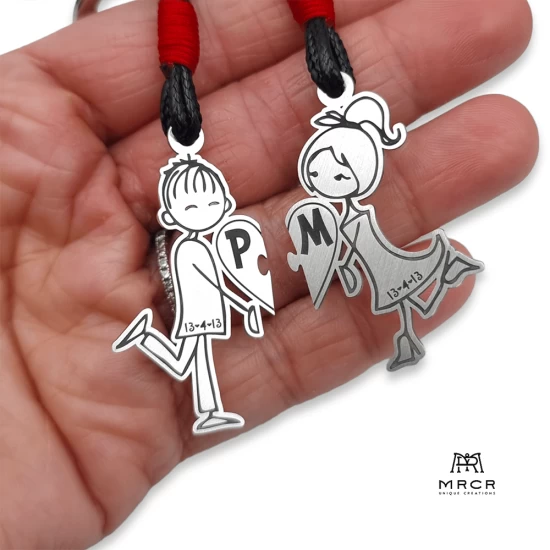 Χειροποίητο ασημένιο μπρελόκ Boy & Girl με χάραγμα